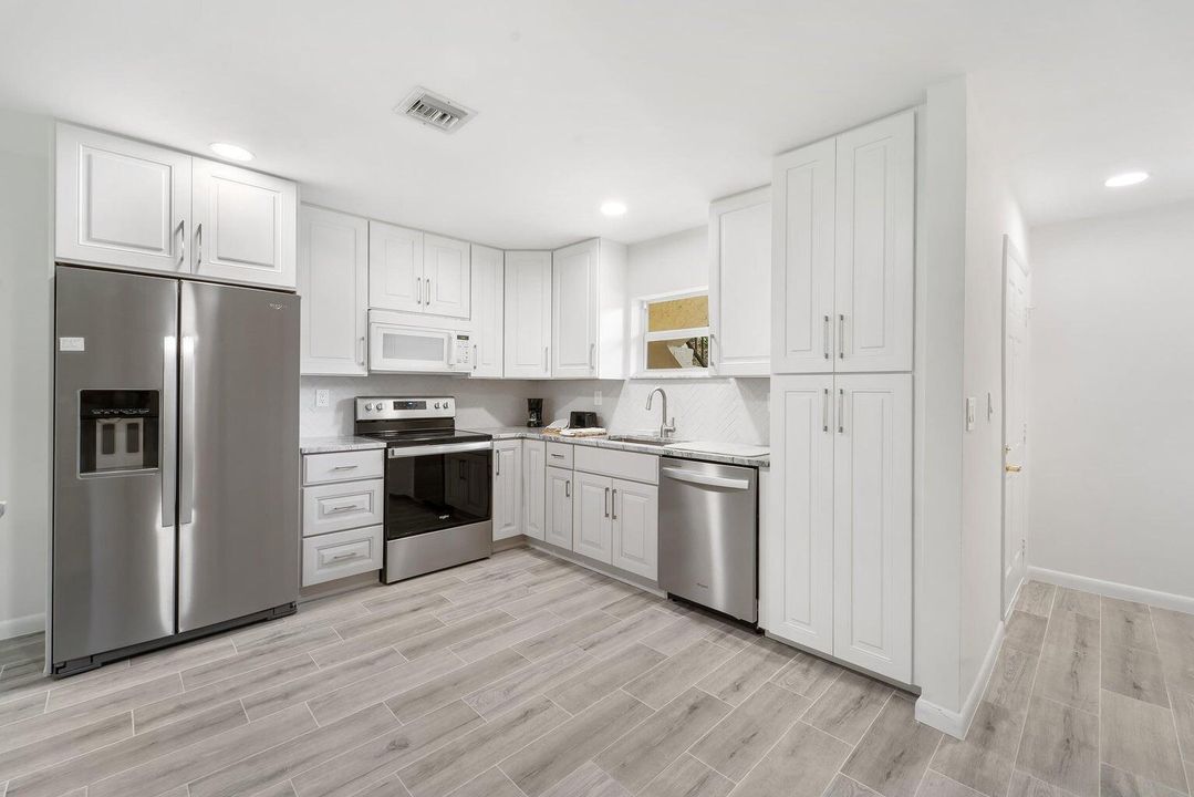 KITCHEN 3