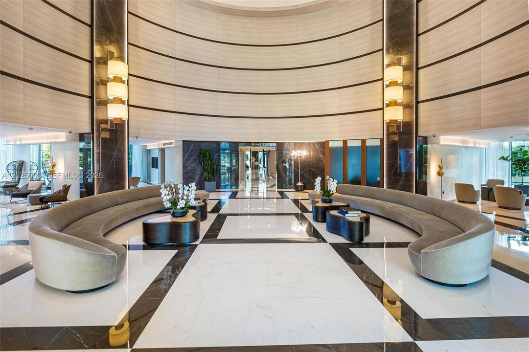 En Venta: $3,199,000 (3 camas, 2 baños, 2340 Pies cuadrados)