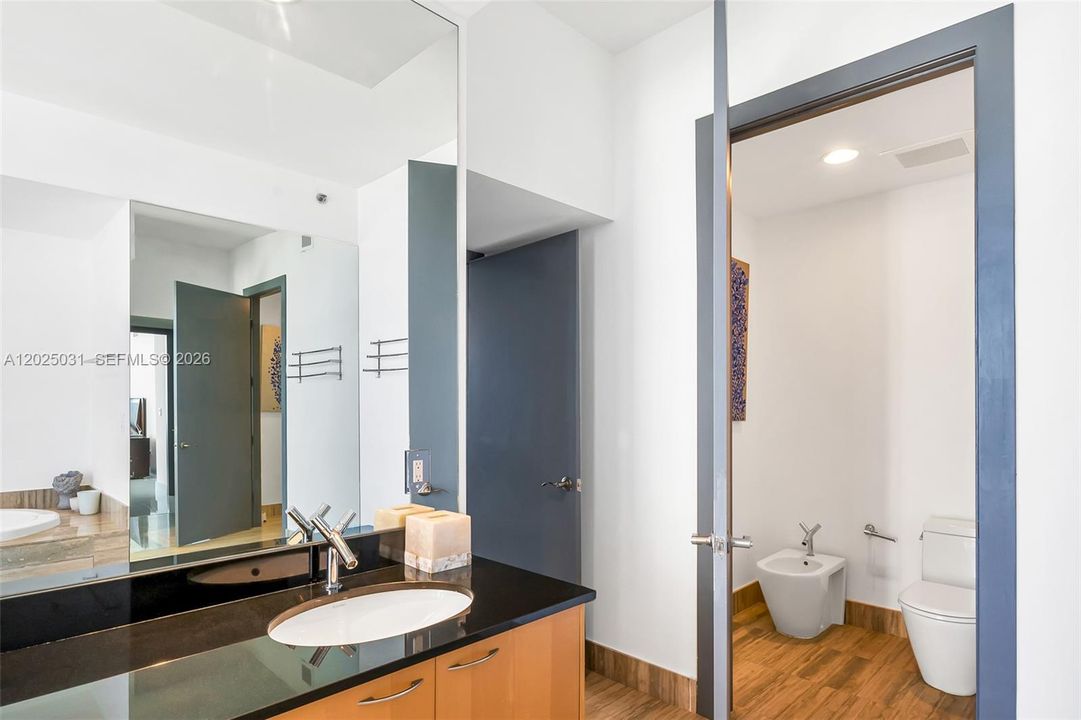 В аренду: $13,000 (3 спален, 3 ванн, 2768 Квадратных фут)
