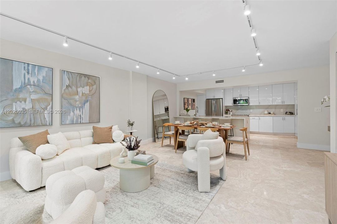 Active With Contract: $1,100,000 (2 beds, 2 baths, 1260 Square Feet)