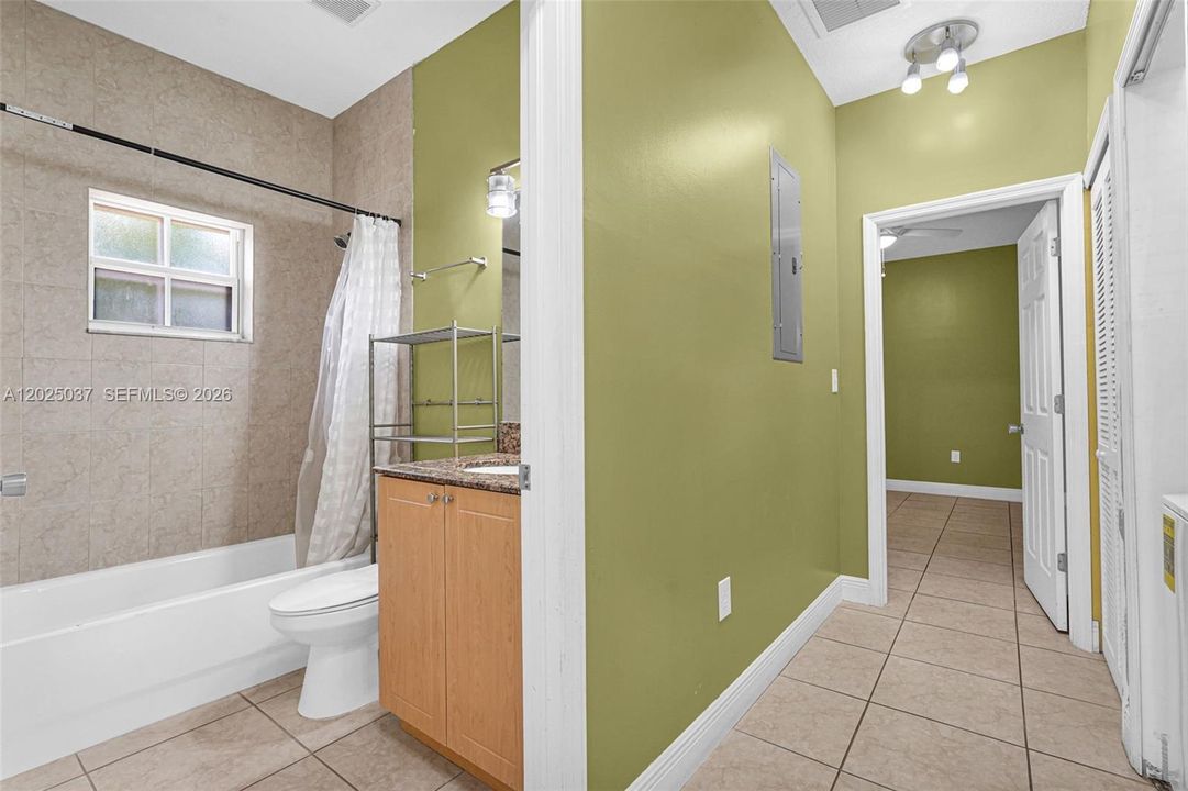 For Sale: $574,999 (3 beds, 2 baths, 1340 Square Feet)