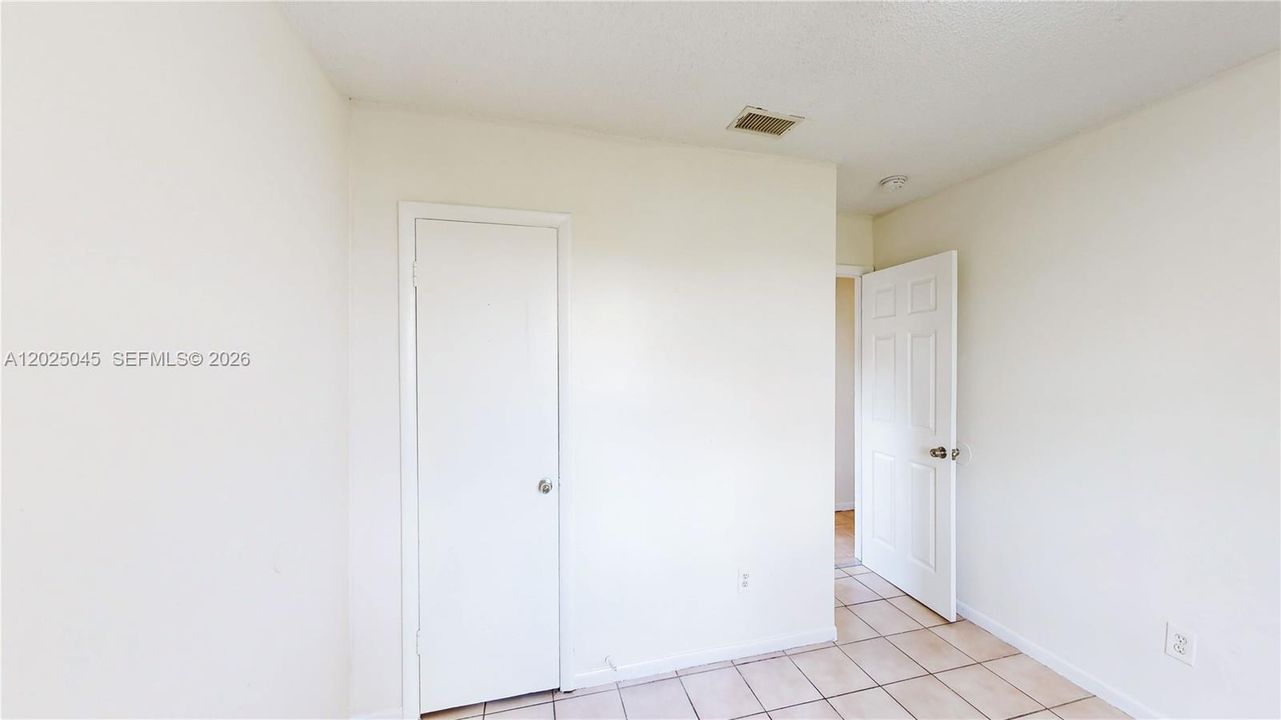 For Sale: $430,000 (4 beds, 2 baths, 1462 Square Feet)