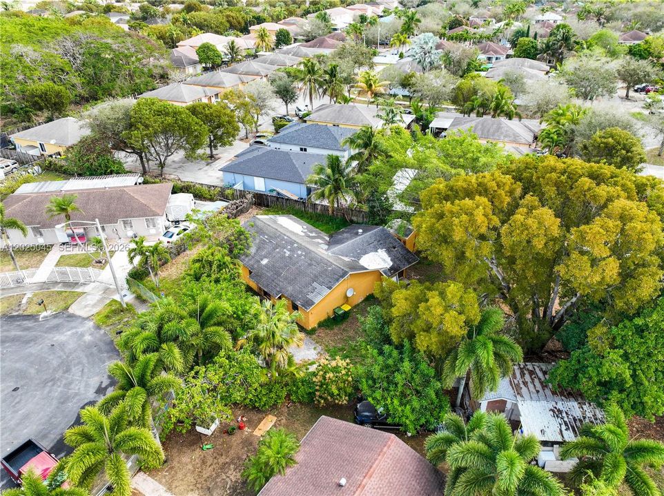 For Sale: $430,000 (4 beds, 2 baths, 1462 Square Feet)
