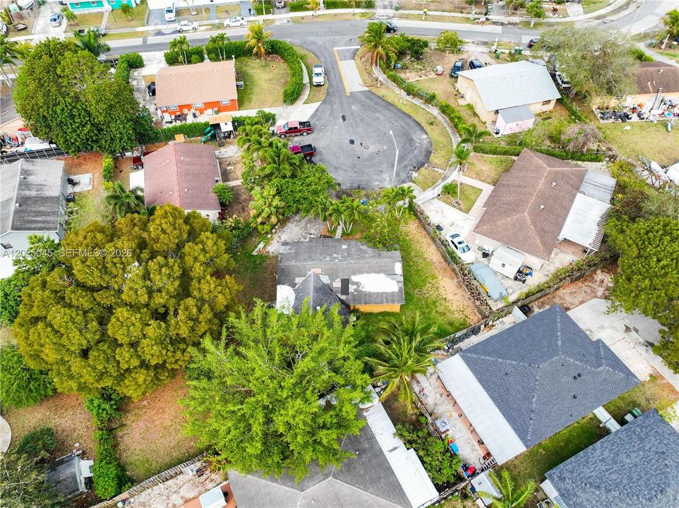 For Sale: $430,000 (4 beds, 2 baths, 1462 Square Feet)
