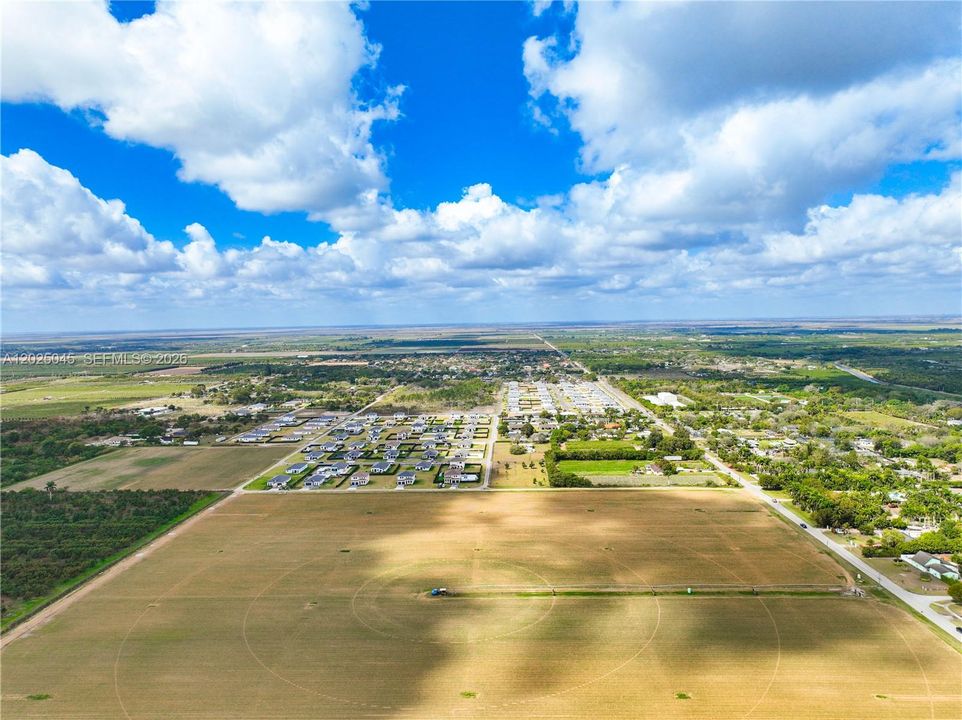 For Sale: $430,000 (4 beds, 2 baths, 1462 Square Feet)