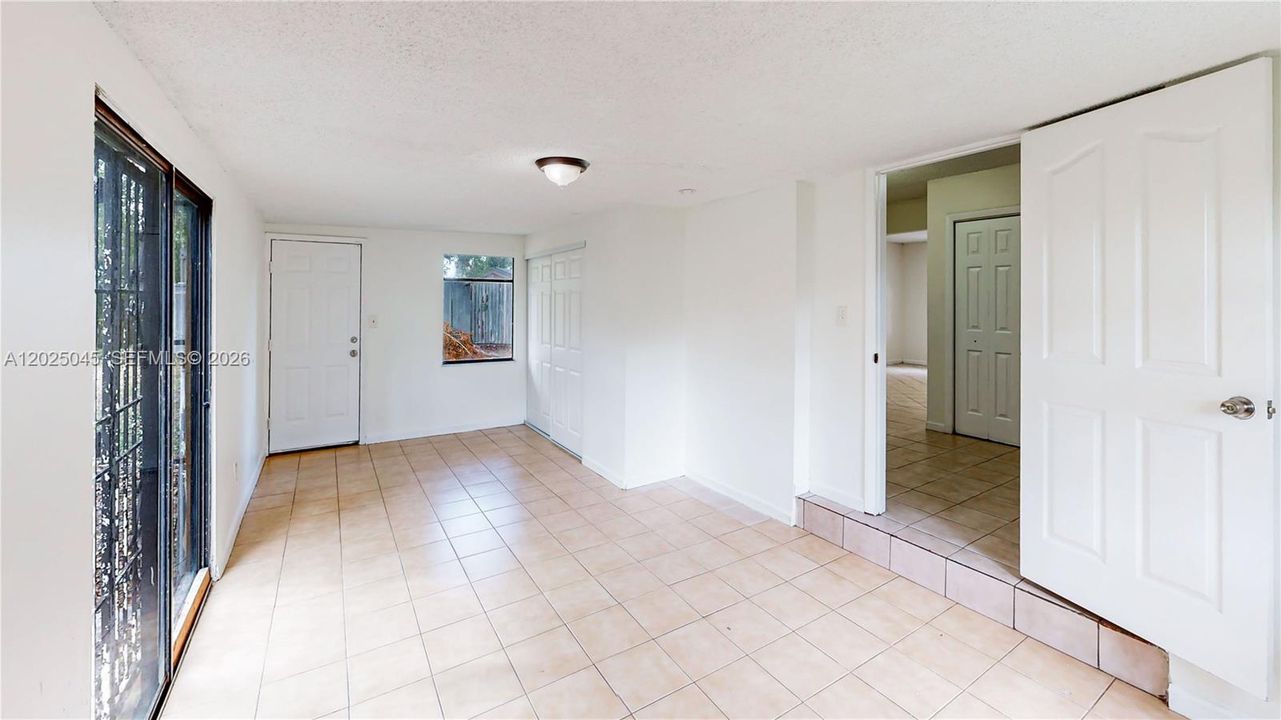 For Sale: $430,000 (4 beds, 2 baths, 1462 Square Feet)