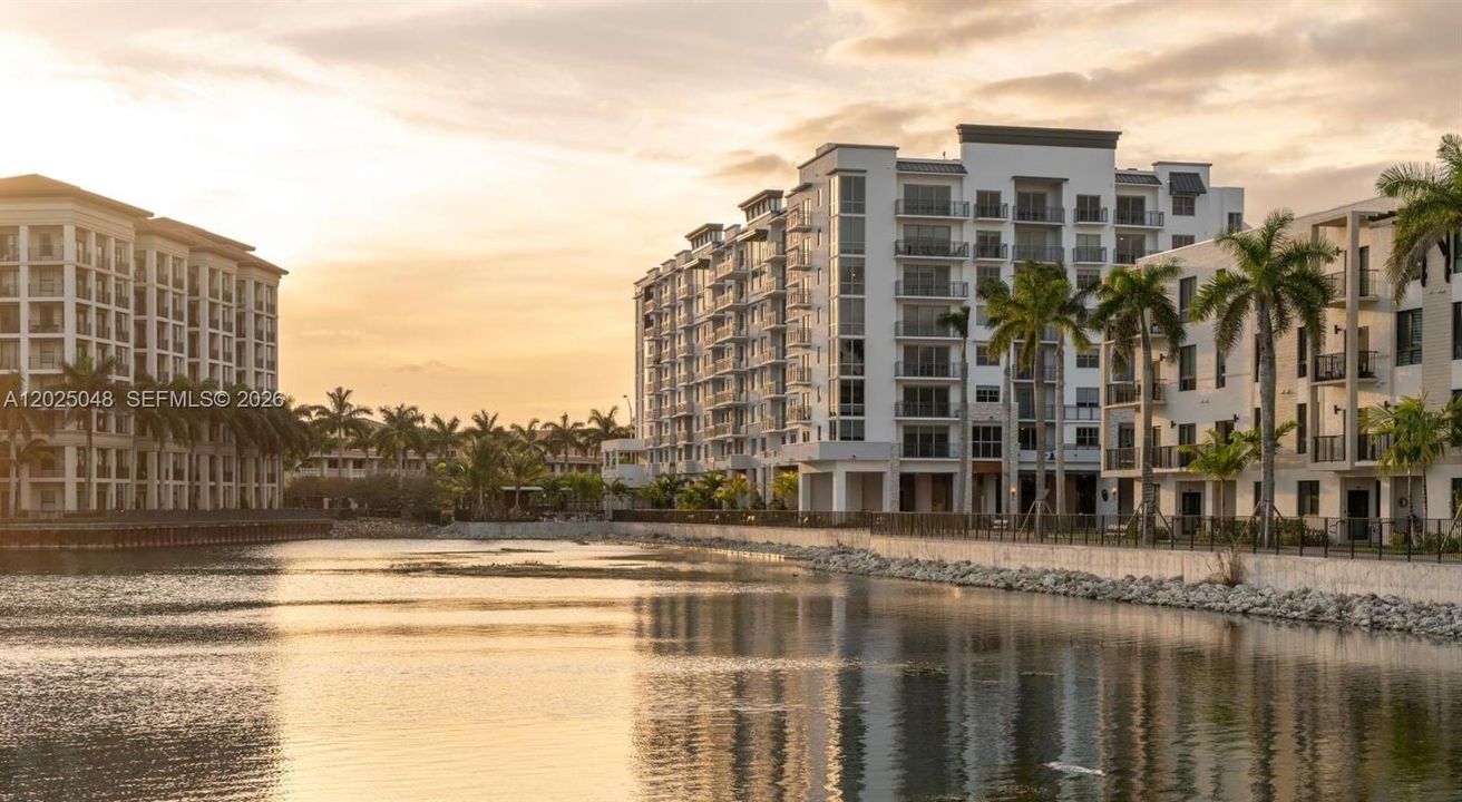 For Rent: $3,160 (2 beds, 2 baths, 785 Square Feet)