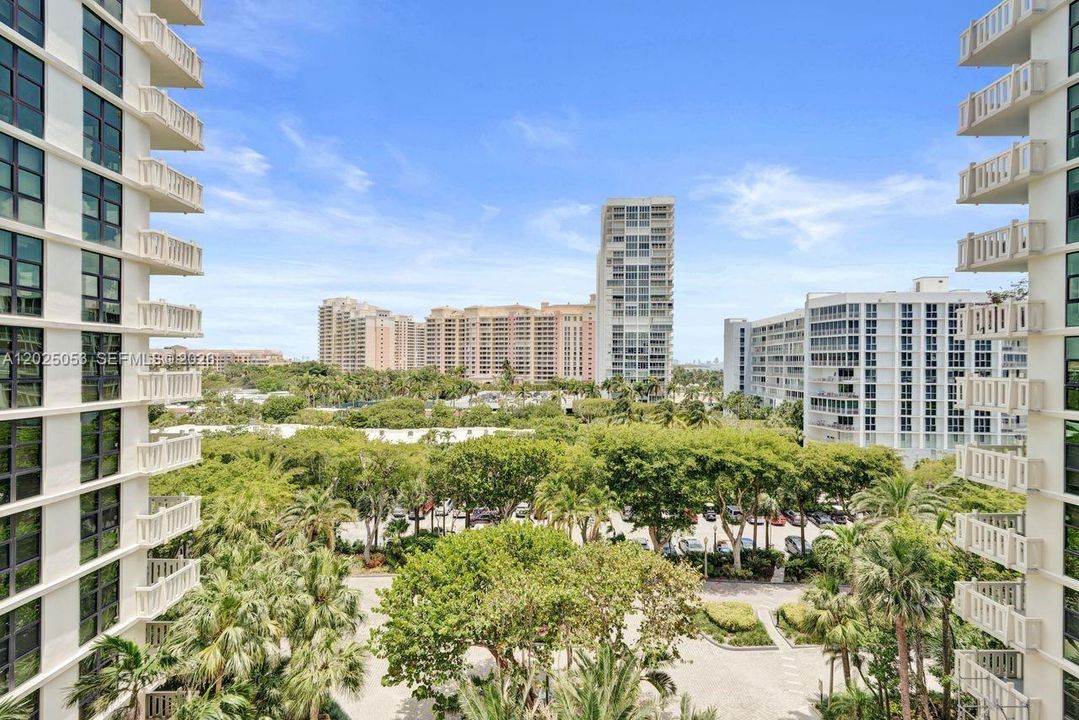 For Rent: $5,900 (2 beds, 2 baths, 1409 Square Feet)