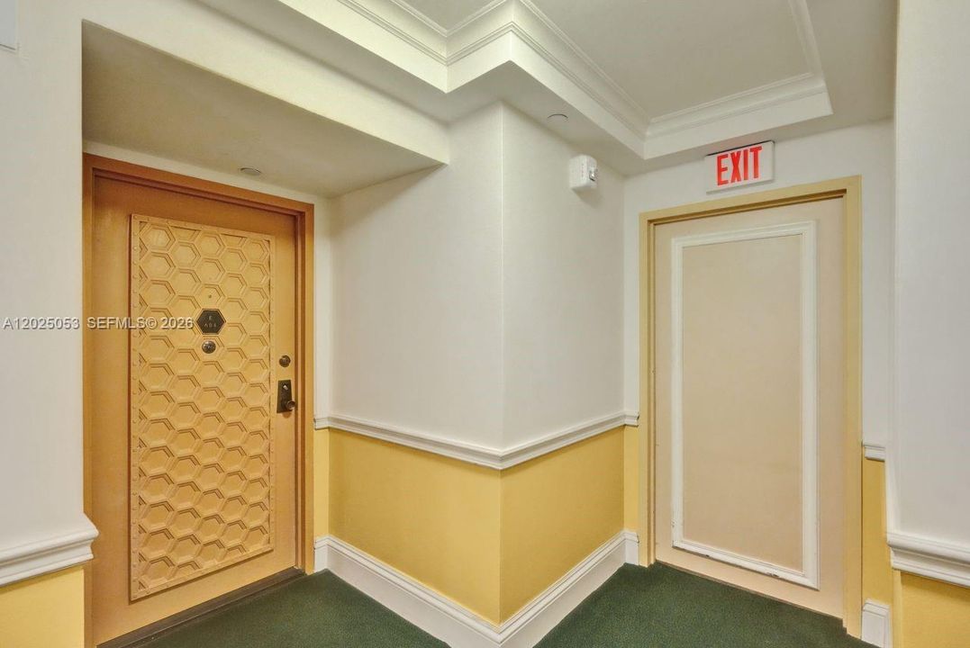 For Rent: $5,900 (2 beds, 2 baths, 1409 Square Feet)