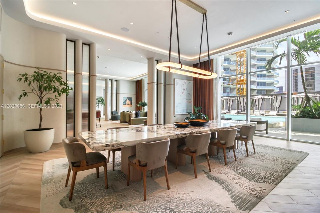 В аренду: $6,300 (1 спален, 1 ванн, 862 Квадратных фут)