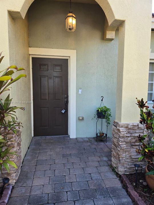 For Rent: $2,300 (2 beds, 2 baths, 0 Square Feet)
