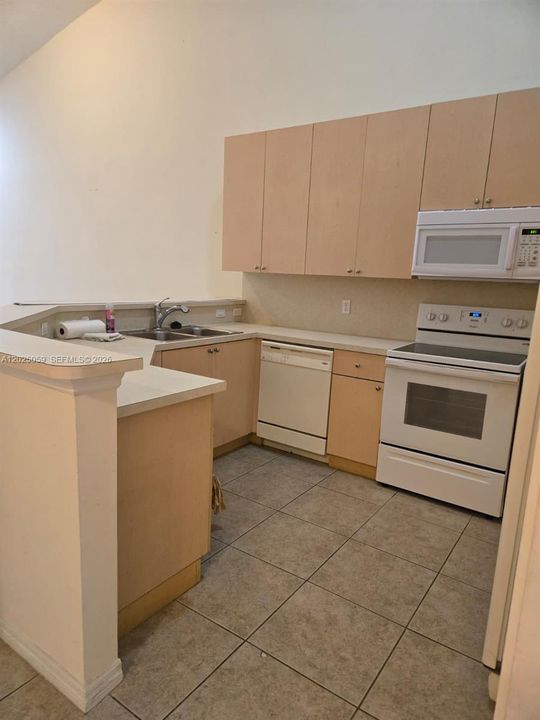 For Rent: $2,300 (2 beds, 2 baths, 0 Square Feet)