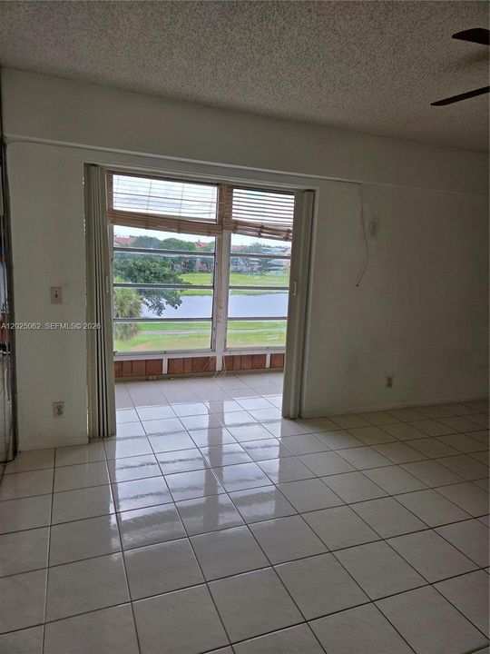 В аренду: $1,500 (1 спален, 1 ванн, 811 Квадратных фут)