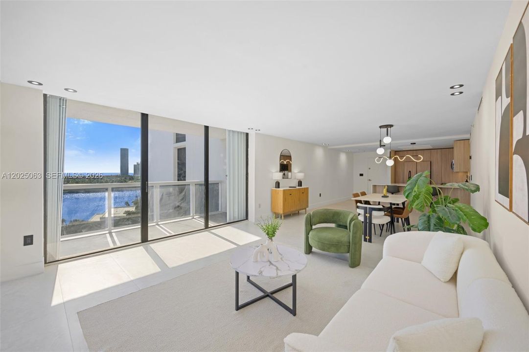 For Sale: $475,000 (2 beds, 2 baths, 1138 Square Feet)