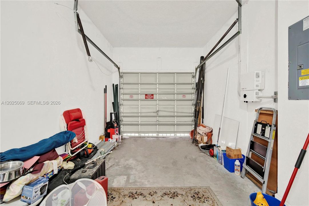 En Venta: $430,000 (3 camas, 2 baños, 1443 Pies cuadrados)