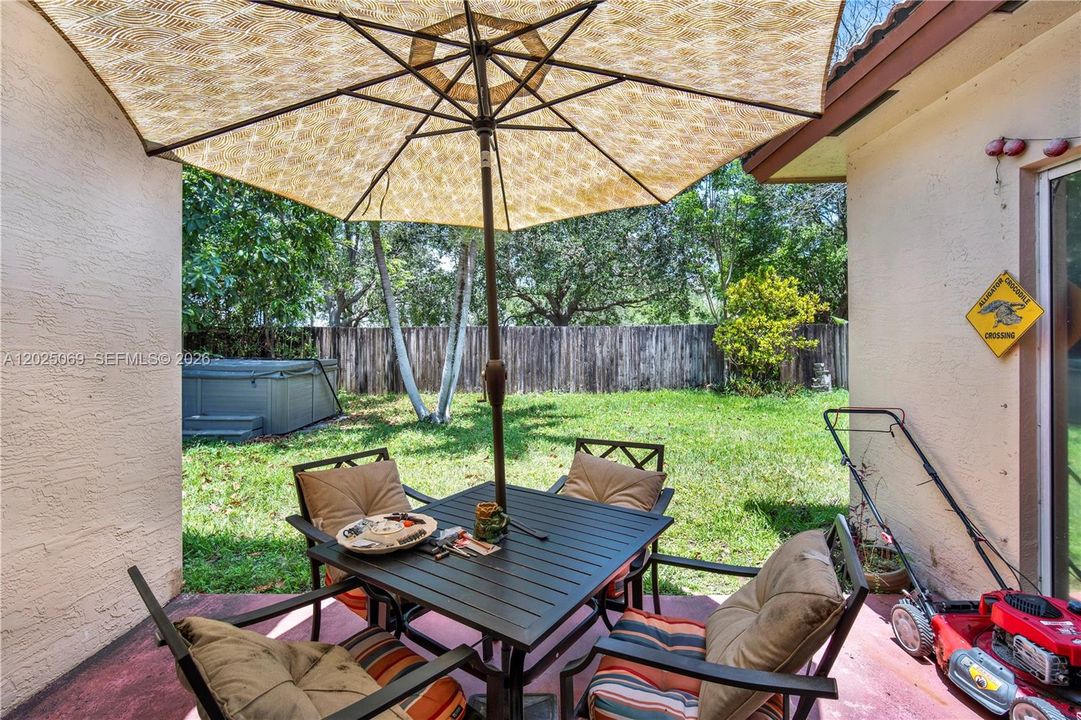 En Venta: $430,000 (3 camas, 2 baños, 1443 Pies cuadrados)