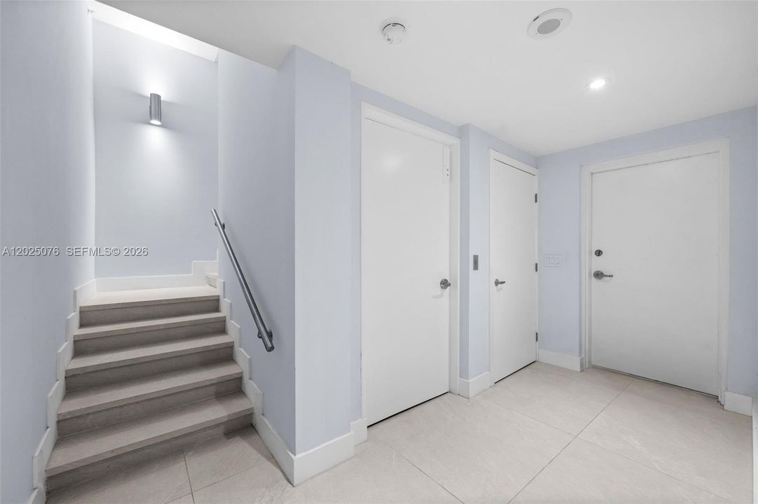 For Sale: $3,350,000 (3 beds, 4 baths, 3336 Square Feet)