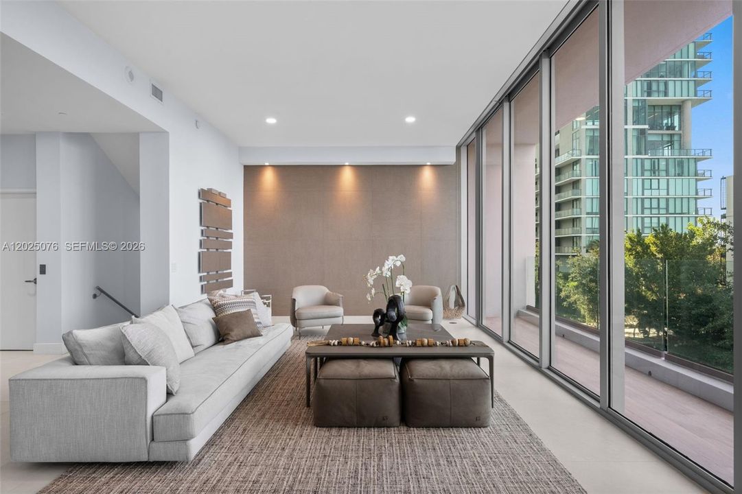 For Sale: $3,350,000 (3 beds, 4 baths, 3336 Square Feet)