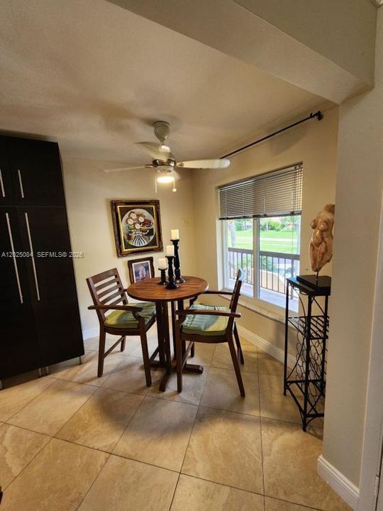 For Sale: $199,000 (2 beds, 2 baths, 1221 Square Feet)