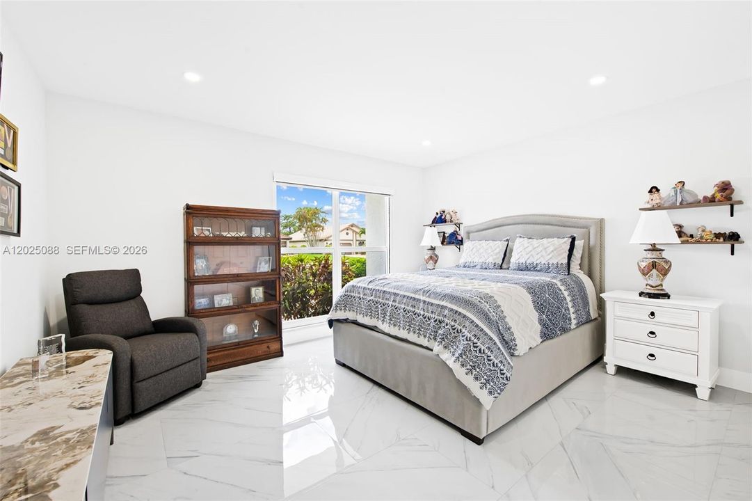 For Sale: $585,000 (3 beds, 2 baths, 1920 Square Feet)