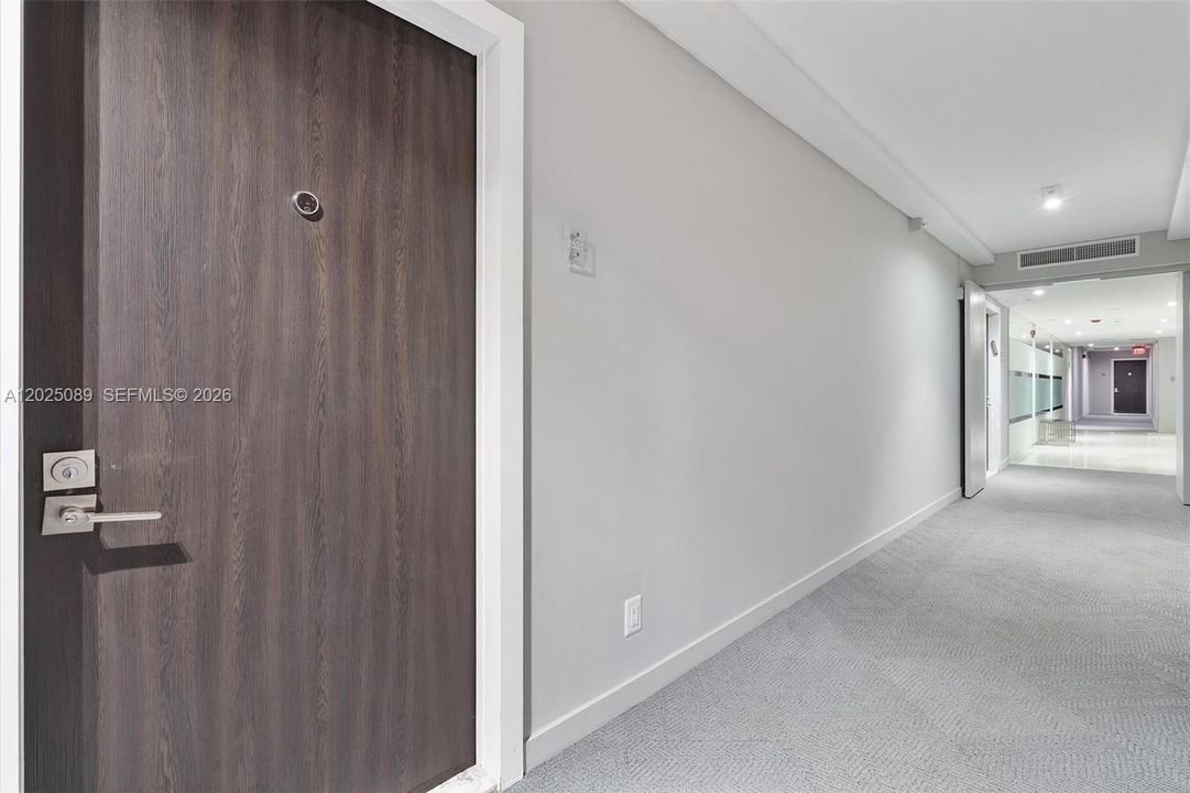 En Venta: $229,000 (1 camas, 1 baños, 913 Pies cuadrados)