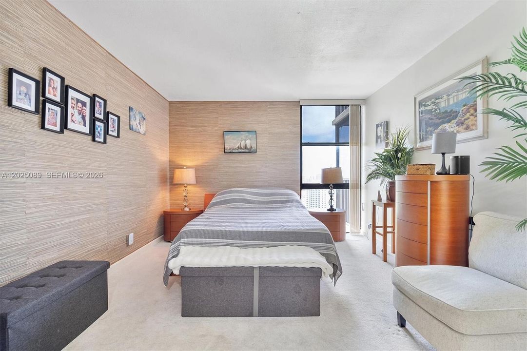 En Venta: $229,000 (1 camas, 1 baños, 913 Pies cuadrados)