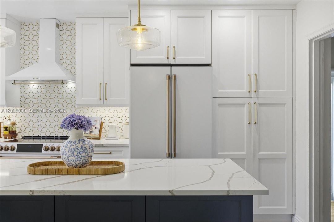 Active With Contract: $988,000 (2 beds, 2 baths, 1346 Square Feet)