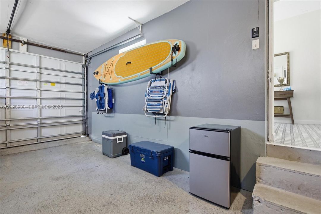 Active With Contract: $988,000 (2 beds, 2 baths, 1346 Square Feet)