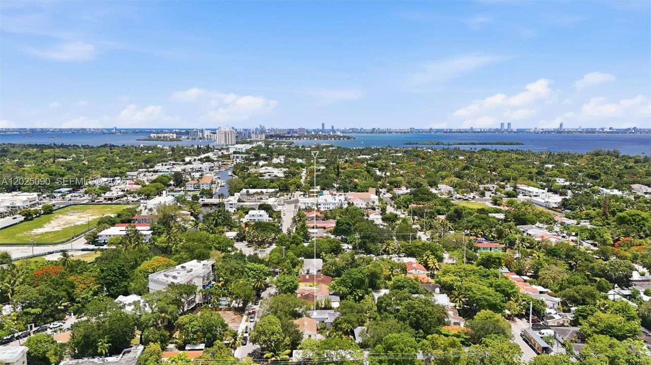 Active With Contract: $988,000 (2 beds, 2 baths, 1346 Square Feet)