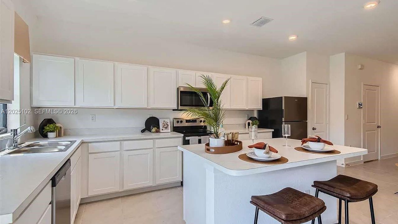 For Rent: $3,295 (3 beds, 2 baths, 0 Square Feet)