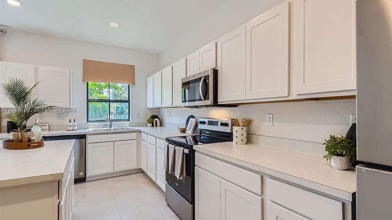 For Rent: $3,295 (3 beds, 2 baths, 0 Square Feet)