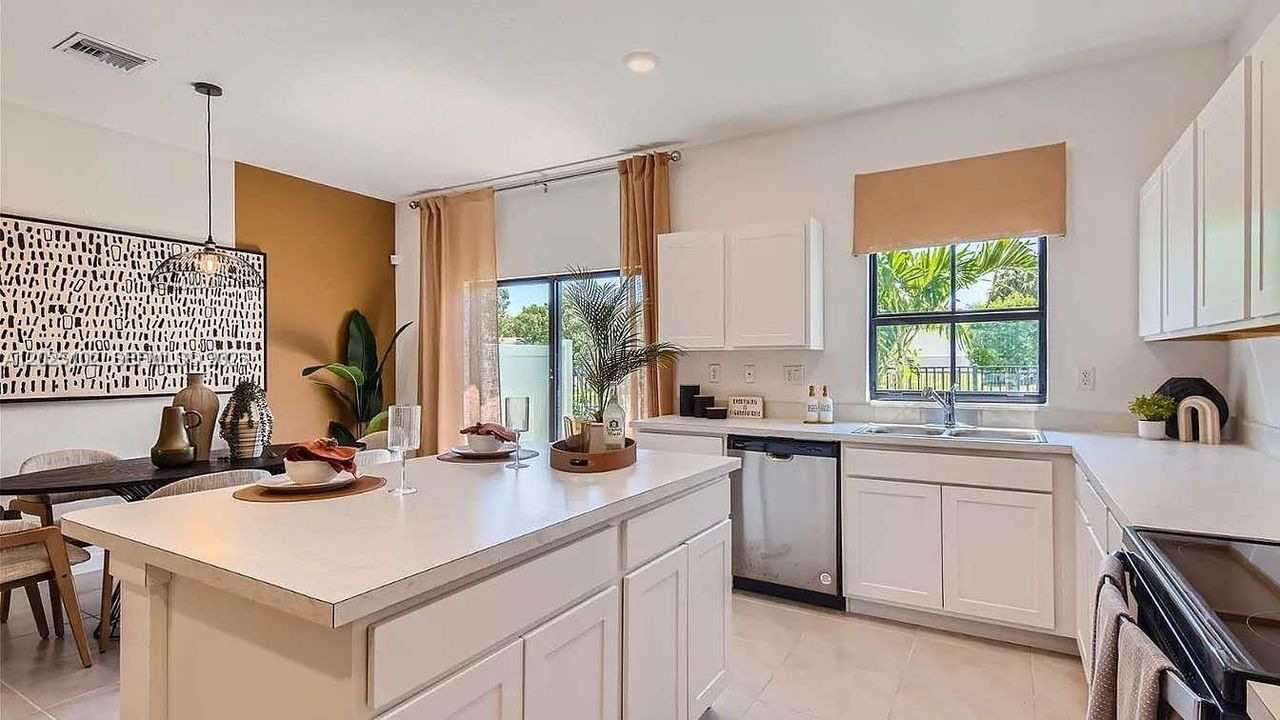 For Rent: $3,295 (3 beds, 2 baths, 0 Square Feet)