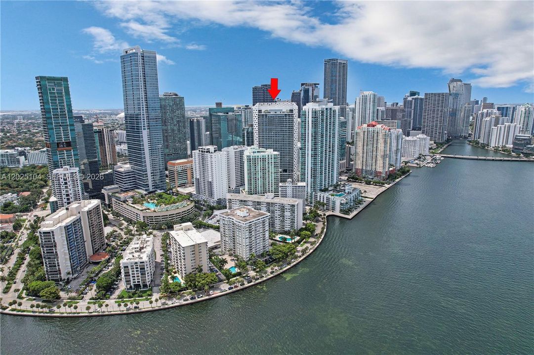 For Sale: $1,295,000 (3 beds, 2 baths, 1308 Square Feet)