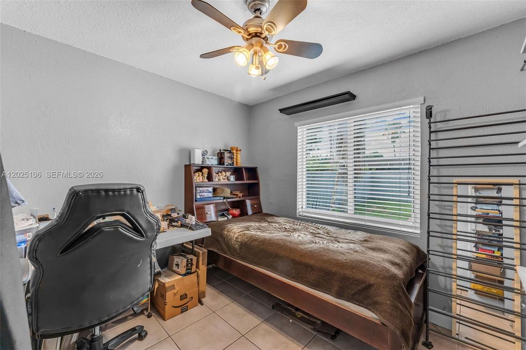 For Sale: $690,000 (4 beds, 2 baths, 1395 Square Feet)