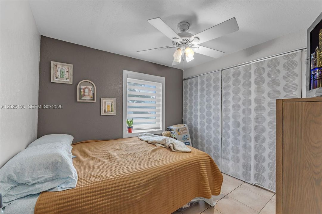 For Sale: $690,000 (4 beds, 2 baths, 1395 Square Feet)