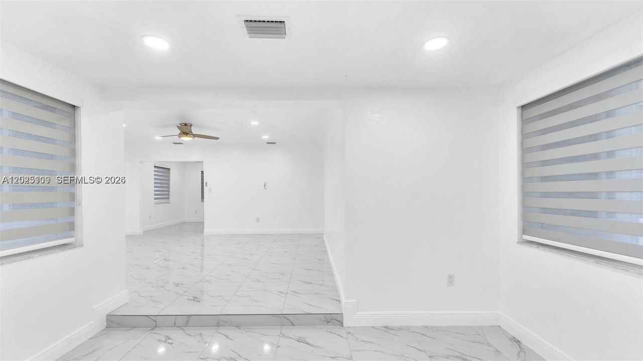 For Sale: $770,000 (3 beds, 2 baths, 1161 Square Feet)