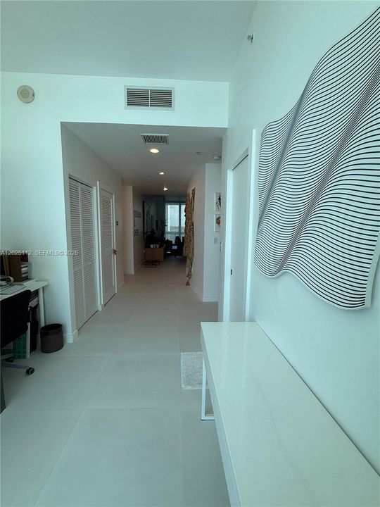 For Sale: $725,900 (2 beds, 3 baths, 1398 Square Feet)