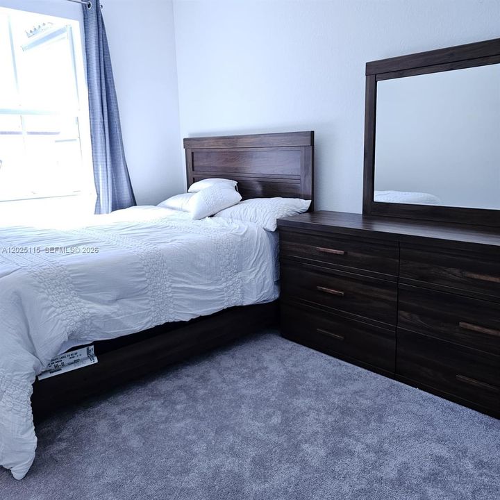 For Rent: $2,900 (3 beds, 2 baths, 1695 Square Feet)