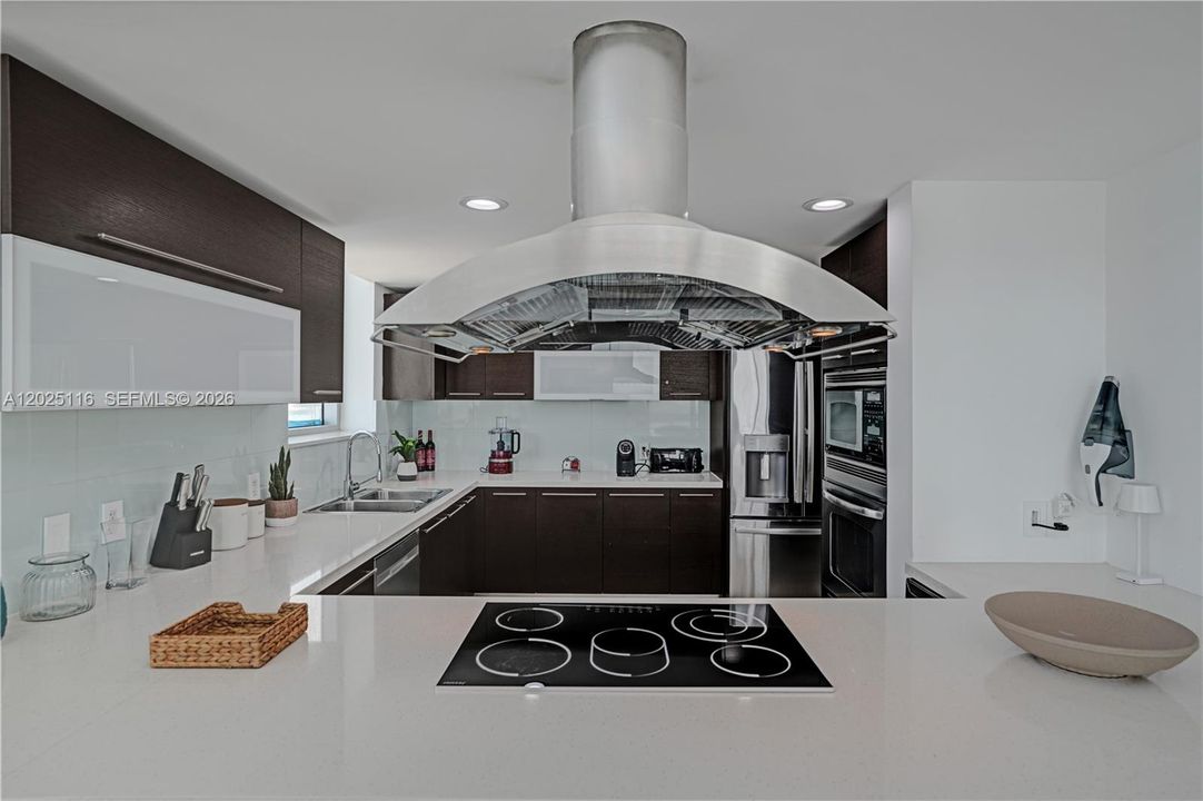 For Rent: $10,000 (5 beds, 3 baths, 2496 Square Feet)