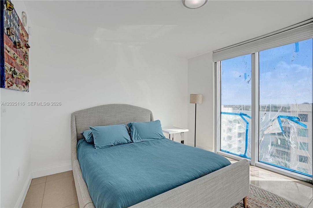 For Rent: $10,000 (5 beds, 3 baths, 2496 Square Feet)