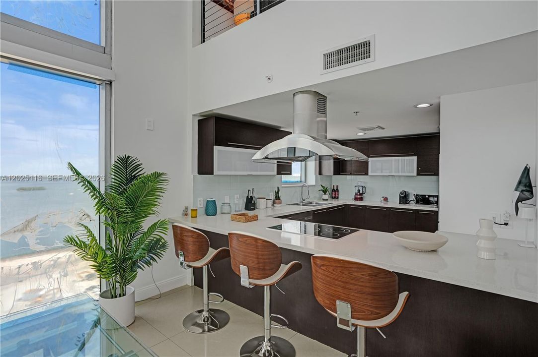 For Rent: $10,000 (5 beds, 3 baths, 2496 Square Feet)