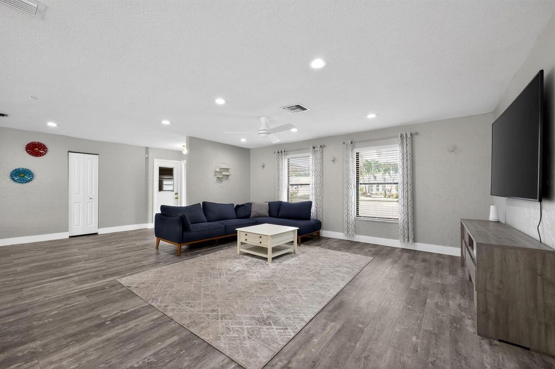 25_159_SE_26th_Ave_Boynton_Beach_FL_3343