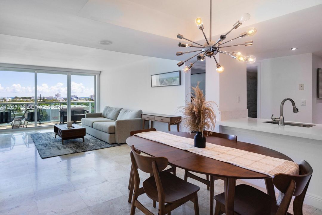 For Rent: $3,600 (1 beds, 1 baths, 746 Square Feet)