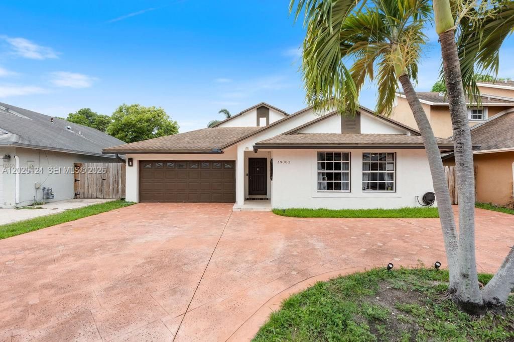 For Sale: $640,000 (3 beds, 2 baths, 1588 Square Feet)