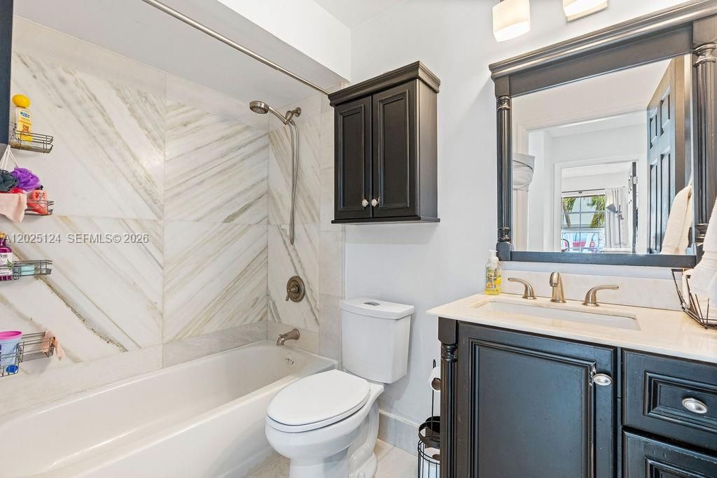 For Sale: $640,000 (3 beds, 2 baths, 1588 Square Feet)