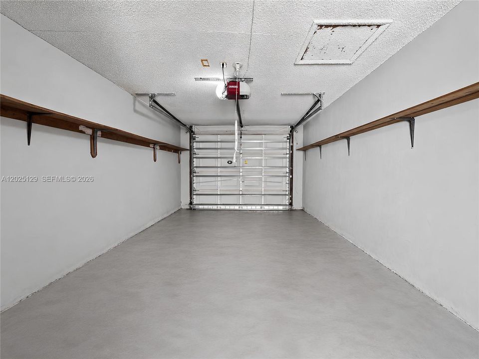 For Sale: $349,900 (2 beds, 2 baths, 1615 Square Feet)