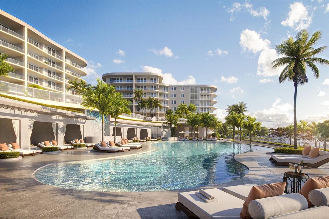 Infinity Pool Eye Level