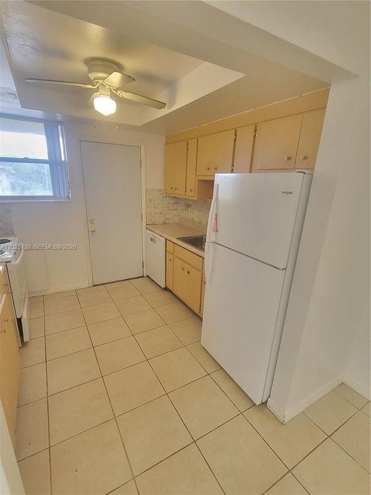 For Rent: $2,200 (2 beds, 2 baths, 1224 Square Feet)