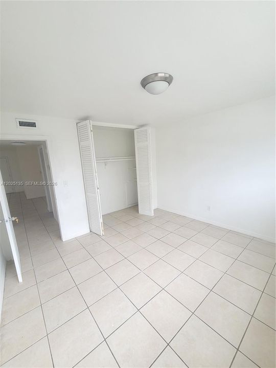 For Rent: $2,200 (2 beds, 2 baths, 1224 Square Feet)