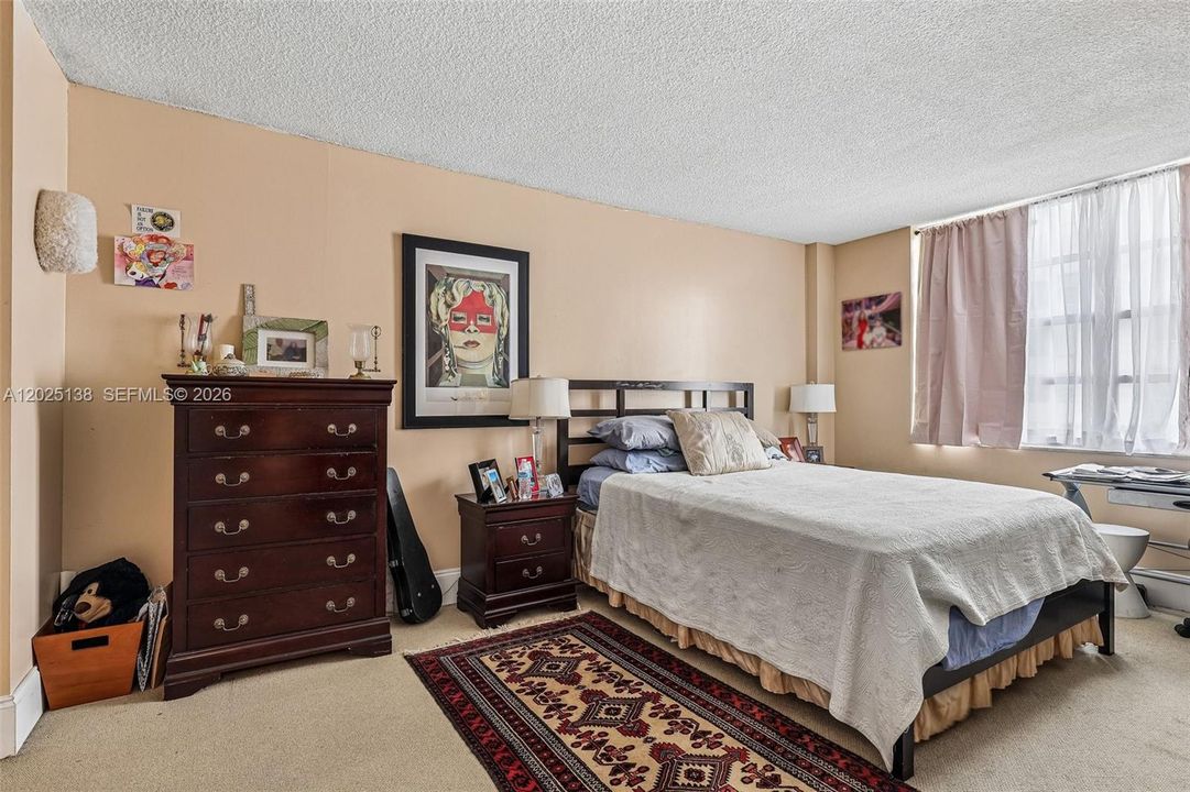 For Sale: $189,000 (2 beds, 2 baths, 1232 Square Feet)